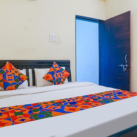Fabexpress Vaishnav Inn Talegaon Dabhade Zewnętrze zdjęcie