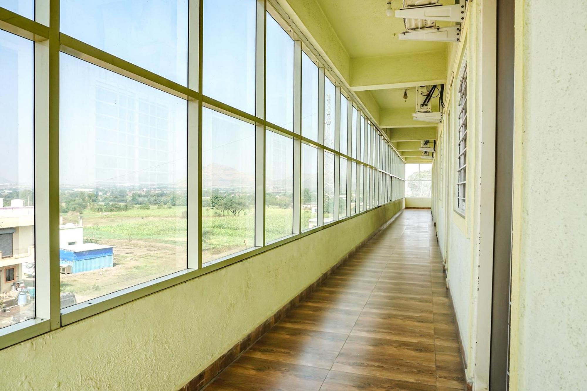 Fabexpress Vaishnav Inn Talegaon Dabhade Zewnętrze zdjęcie