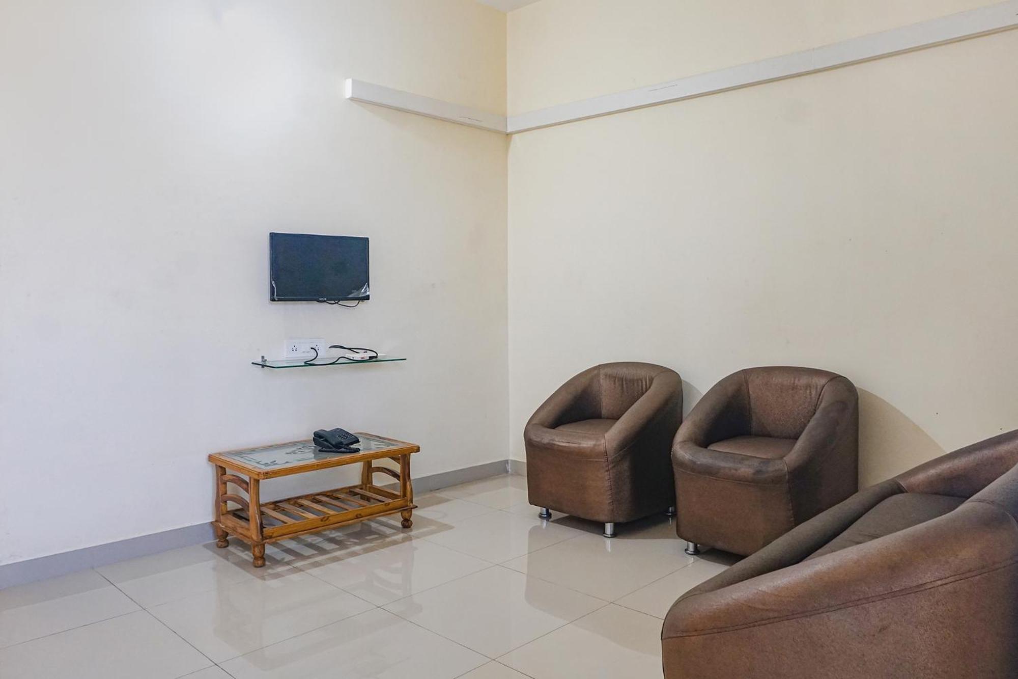 Fabexpress Vaishnav Inn Talegaon Dabhade Zewnętrze zdjęcie